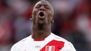 Luis Advíncula