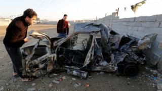 Baghdad car bomb kills at least 48 - BBC News