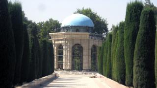 مقبره جدید صدرالدین عینی