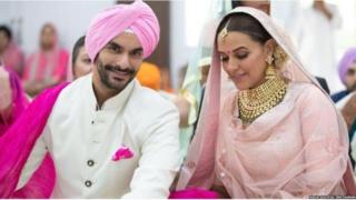 ਨੇਹਾ ਧੂਪੀਆ ਅਤੇ ਅੰਗਦ ਬੇਦੀ