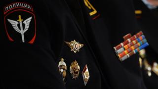 Китель полицейского со знаками отличия
