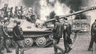 Війська у Празі