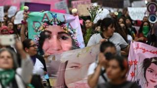 Mexico City'de Ingrid Escamilla cinayeti protestosu
