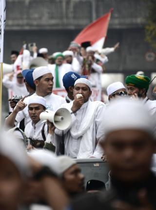 Demo 4 November