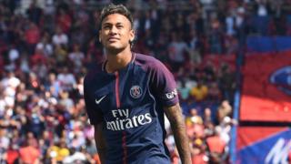 L'attaquant brésilien a été recruté cet été en provenance du FC Barcelone pour un transfert record de 222 millions d'euros.