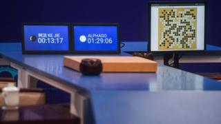 在本次"人机大战"三番棋决战中,柯洁以0比3的总比分不敌"阿尔法围棋"。