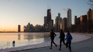 Personas corriendo en Chicago