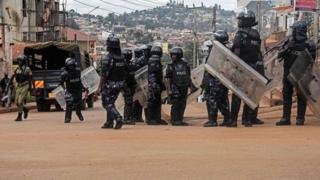 Inzego z'umutekano za Uganda zishinja abakozi babiri ba MTN birukanwe ko bari bateje akaga ku mutekano w'igihugu