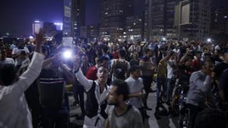 متظاهرون في وسط القاهرة.