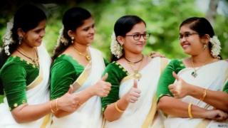 ચાર બહેનોની તસવીર