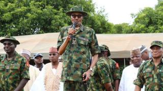 Buhari ninu asọoologun