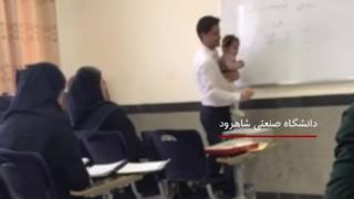 تدریس استاد با بچه شیرخوار یک دانشجو