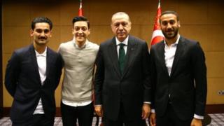 أوزيل وأردوغان