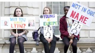 Anti-Brexit protesters at Downing Street