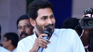 వైఎస్ జగన్