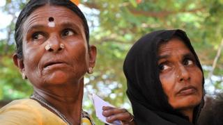 தமிழக உள்ளாட்சி தேர்தல்: பதவியில் பெண்கள்; அதிகாரத்தில் ஆண்கள் - இந்த நிலை மாறுமா?