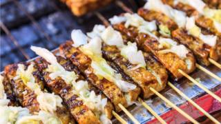 espetinhos de tofu