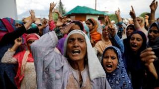 Kashmiri women shout slogans during a protest after the scrapping of the special constitutional status for Kashmir by the Indian government, in Srinagar, August 11, 2019