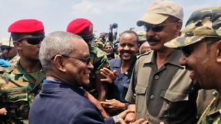 ፕረዚደንት ኤርትራ ኢሳይያስ ኣፈወርቅን ቀዳማይ ሚኒስትር ኣብዪ ኣሕመድን ኣብ ዛላምበሳ