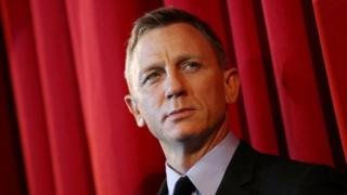 Суперагент 007 ролунда кайрадан Дэниел Крейг