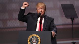 Трамп током једног од говора