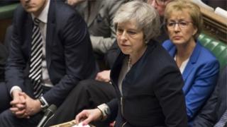 Theresa May ta shiga tsaka mai wuya