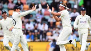 Stuart Broad celebrates Labuschagne wicket