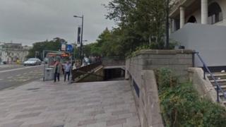 caerdydd