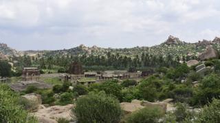 `ஹம்பி`- நிஜ பாகுபலி நகரம்: வீழ்ந்த ஒரு பேரரசின் கதை