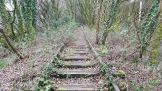 Disused railway line