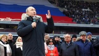 الرئيس الروسي فلاديمير بوتين أثناء إلقاء كلمة خلال حفل موسيقي في مارس/آذار 2018