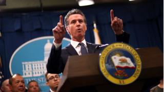 Thống đốc California Gavin Newsom