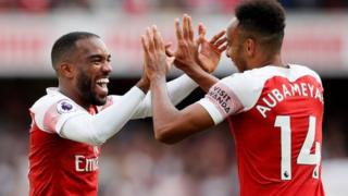 Arsenal na-aṅụrị