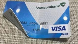 Nhiều người dùng mạng xã hội cho hay đã rút tiền, hủy tài khoản ở Vietcombank, đồng thời kêu gọi tảy chay ngân hàng này