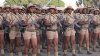 ኣባላት ሃገራዊ ኣገልግሎት ኣብ ምርኢት ሰልፊ በዓል ናጽነት ኣብ ኣስመራ