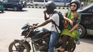 উবার, পাঠাও, নারী, মোটরবাইক,