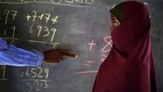 Kungiyar al-Shabab na son baza akidarta a mkarantun Somaliya