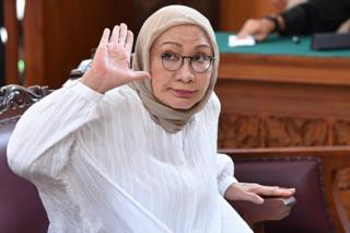 Ratna Sarumpaet
