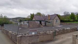 Ysgol Pentrecelyn
