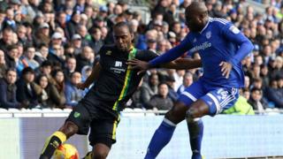 Cameron Jerome a Sol Bamba