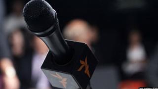 «Азаттык» радиосунун микрафону