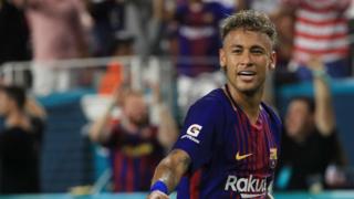 Neymar celebrando un gol