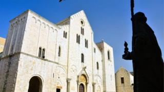 Moving the relics from this church symbolises the thaw between Orthodox and Catholic Christians