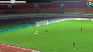 Action from Torpedo Vladimir and Tekstilshchik Ivanovo