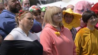 Sarah Lancashire (centre)