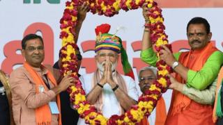 नरेंद्र मोदी