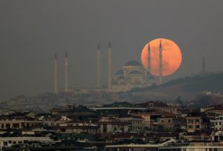 super moon