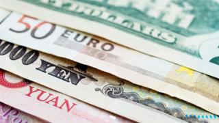 Billetes de diferentes países