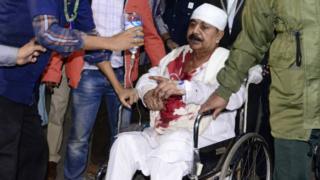 বিএনপির কেন্দ্রীয় নেতা গয়েশ্বের চন্দ্র রায়, নির্বাচনী সিহংসতার শিকার।