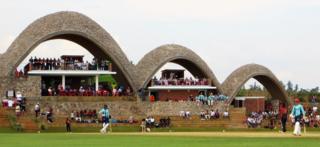 Sam Billings (right) dey play for di T20 tournament final for di new new cricket stadium for Kigali, Rwanda, which dem don dey call "Lord"s of East Africa".